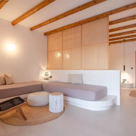 Arc Apartment *